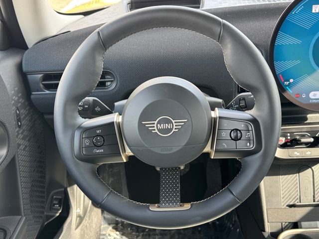 Certified 2025 MINI Cooper S FWD image 19