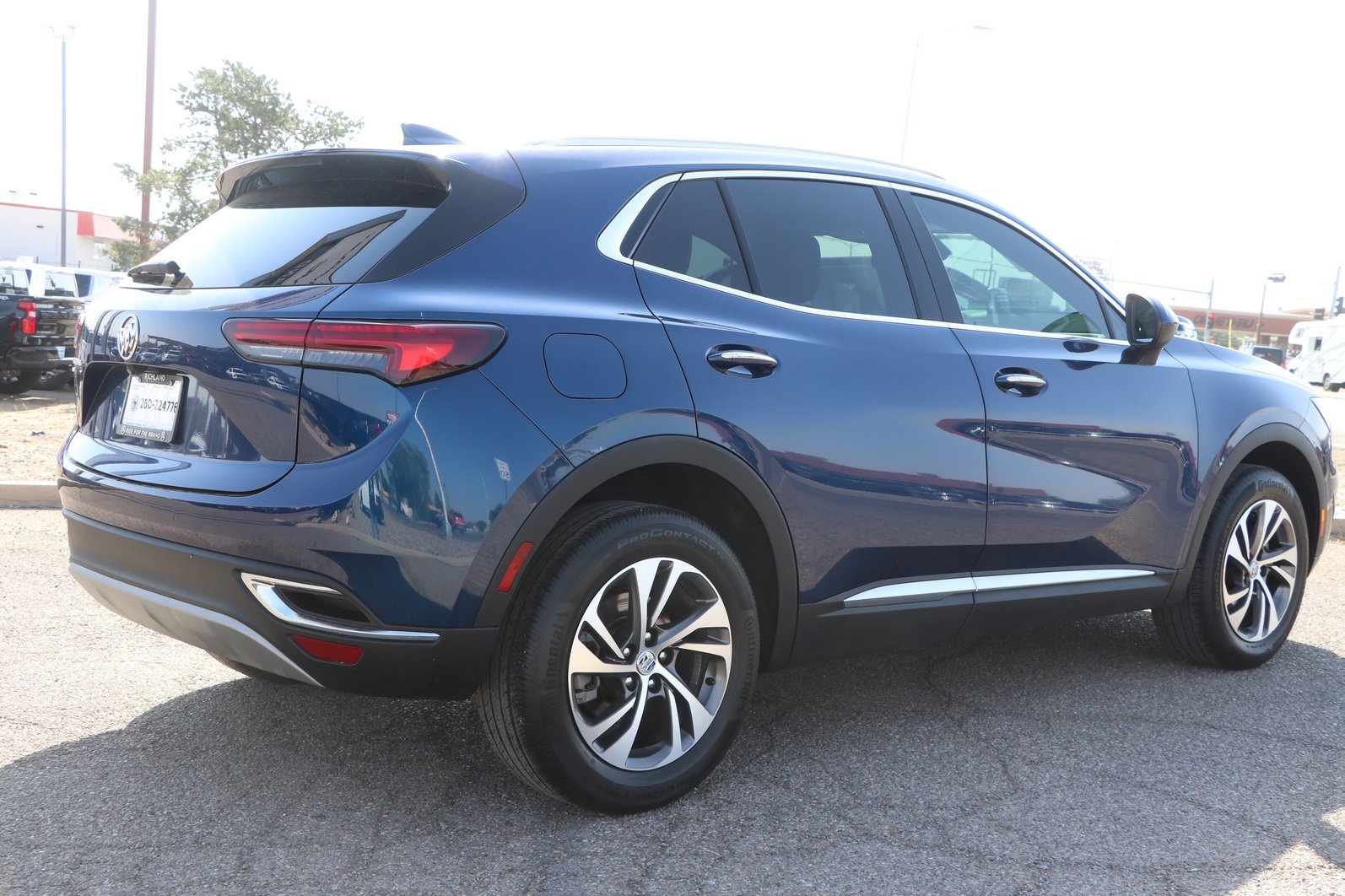 Used 2023 Buick Envision Essence AWD/4WD image 7