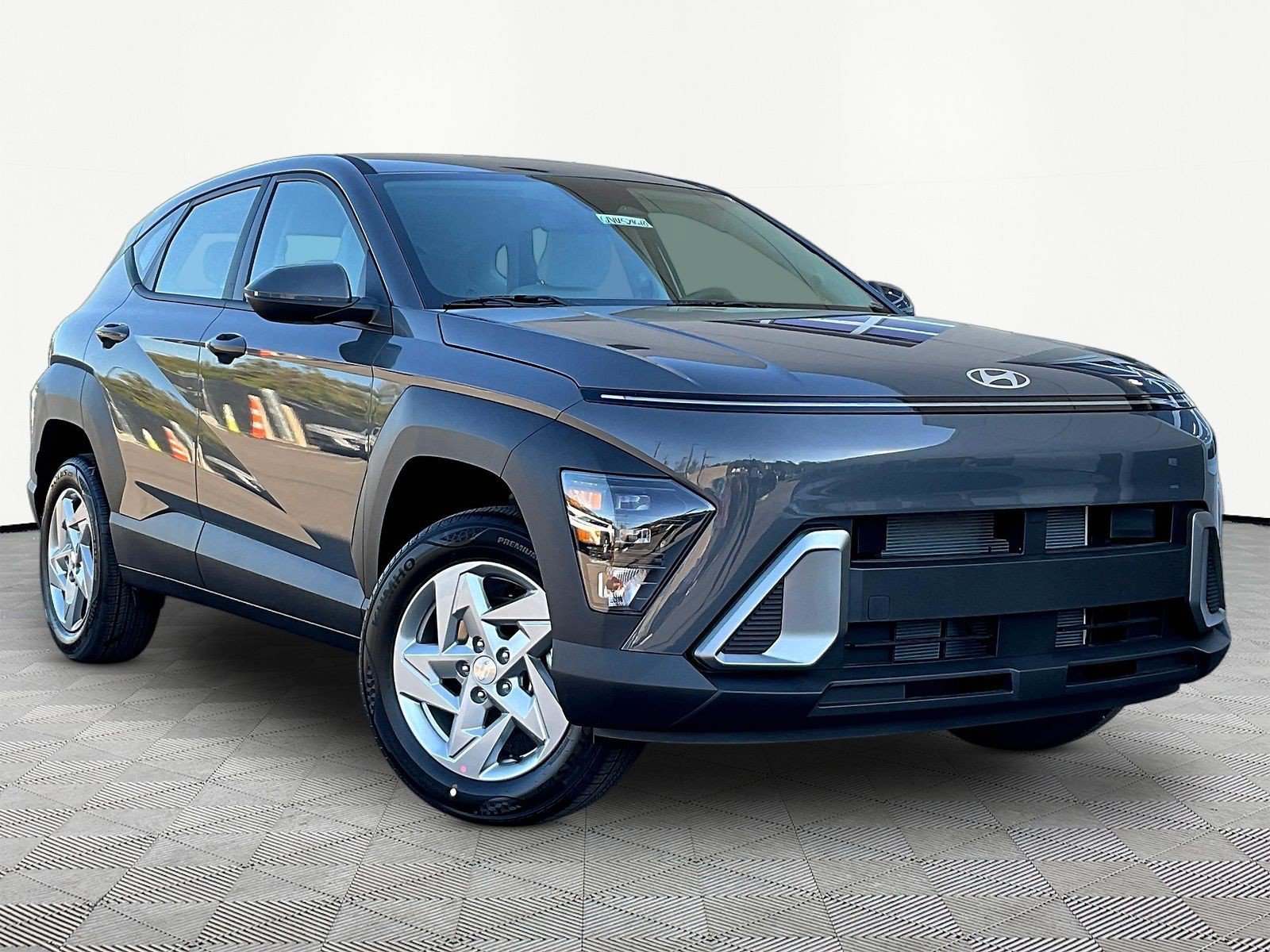 New 2027 Hyundai Kona SE AWD/4WD image 3