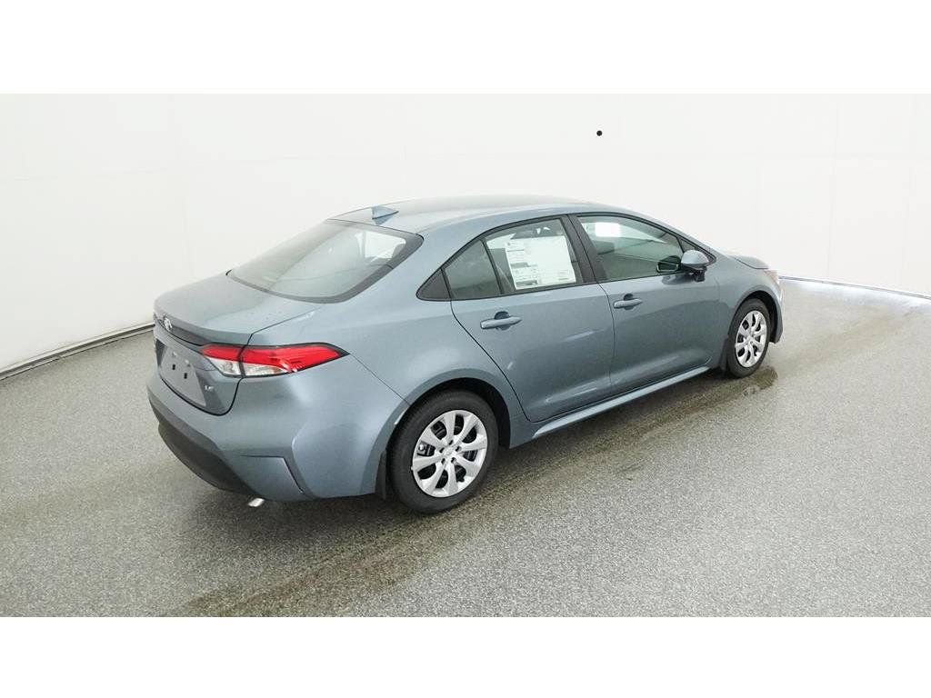 Used 2025 Toyota Corolla LE FWD image 11