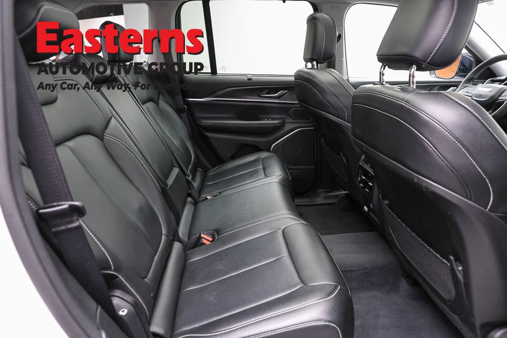 Used 2022 Jeep Grand Cherokee Limited 4xe w/ Luxury Tech Group II AWD/4WD image 25