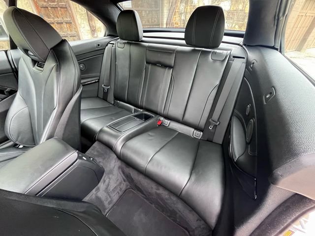 Used 2018 BMW M4 Convertible image 49