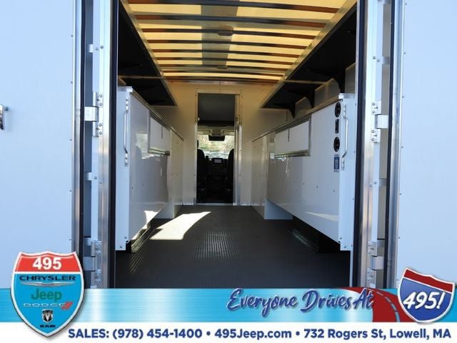 New 2025 RAM ProMaster 3500 w/ Convenience Group FWD image 18