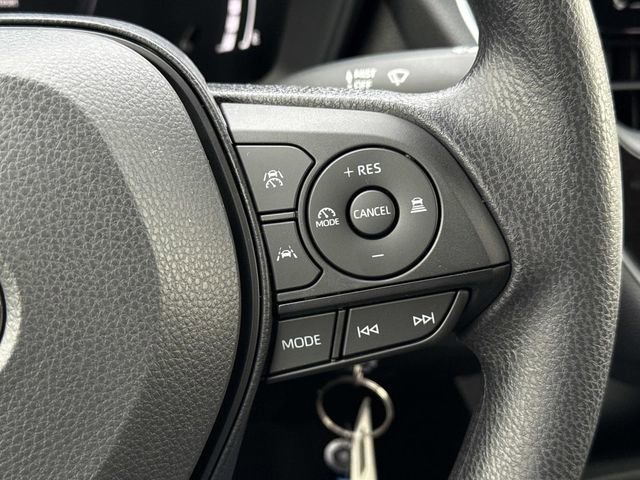Used 2026 Toyota Corolla LE image 23