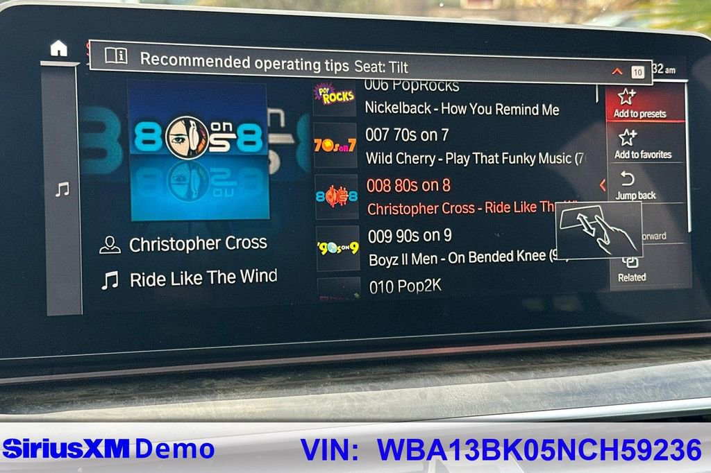 Used 2022 BMW M550i xDrive M550i xDrive w/ Dynamic Handling Package image 34