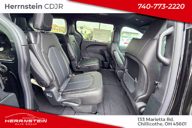 New 2026 Chrysler Voyager LX FWD image 27