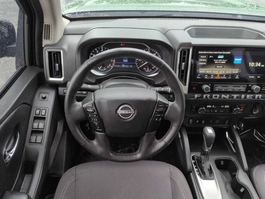Certified 2025 Nissan Frontier SV w/ SV Convenience Package RWD image 16