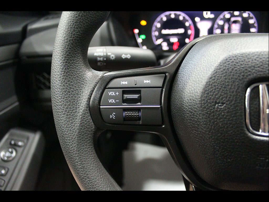 Certified 2025 Honda Accord LX image 27