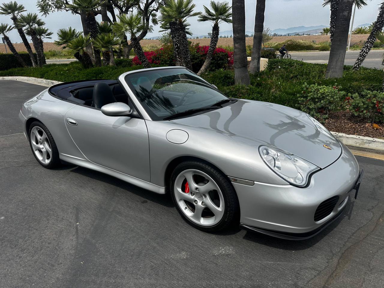 Used 2004 Porsche 911 Cabriolet image 4