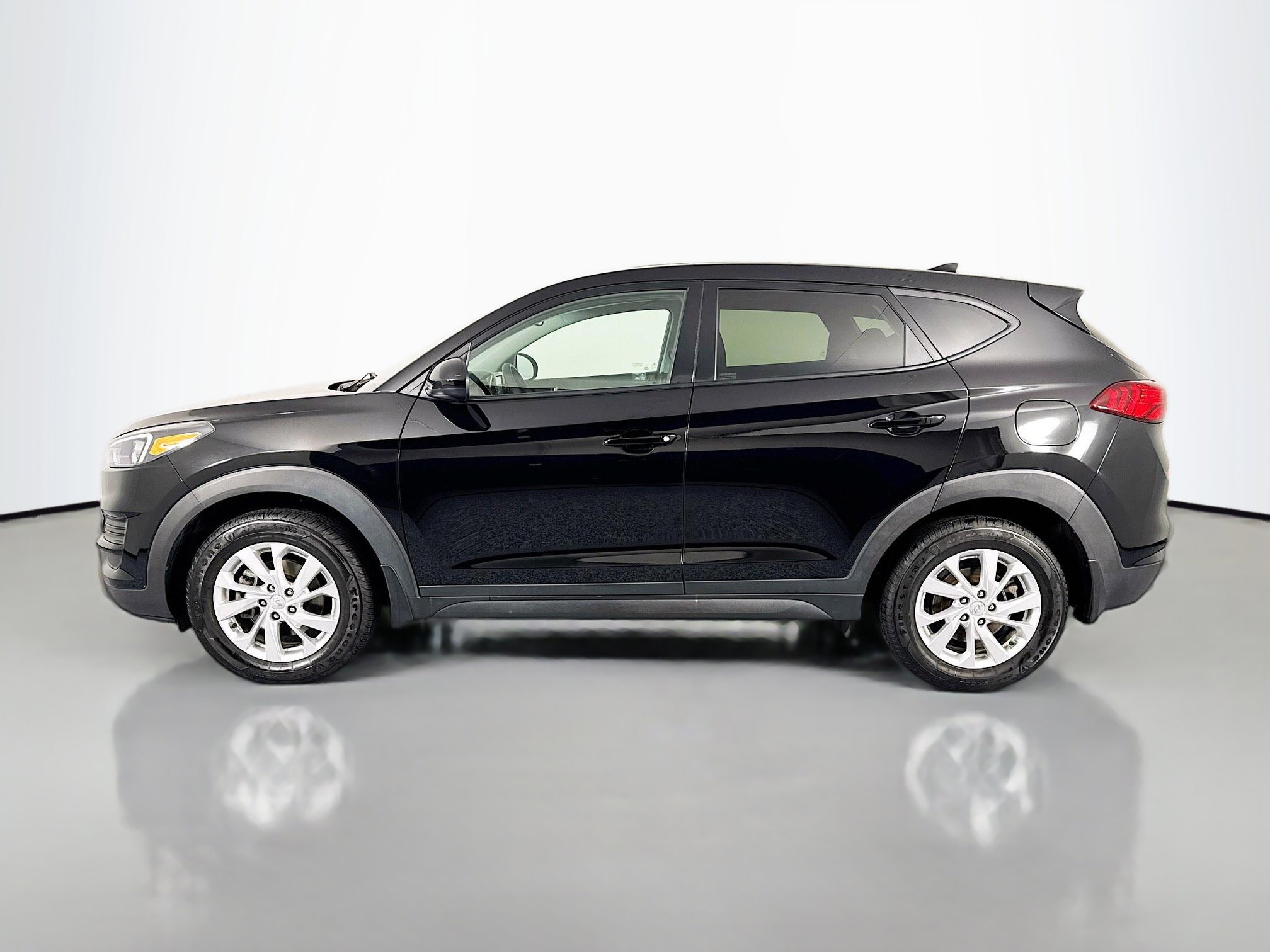 Used 2019 Hyundai Tucson SE image 8