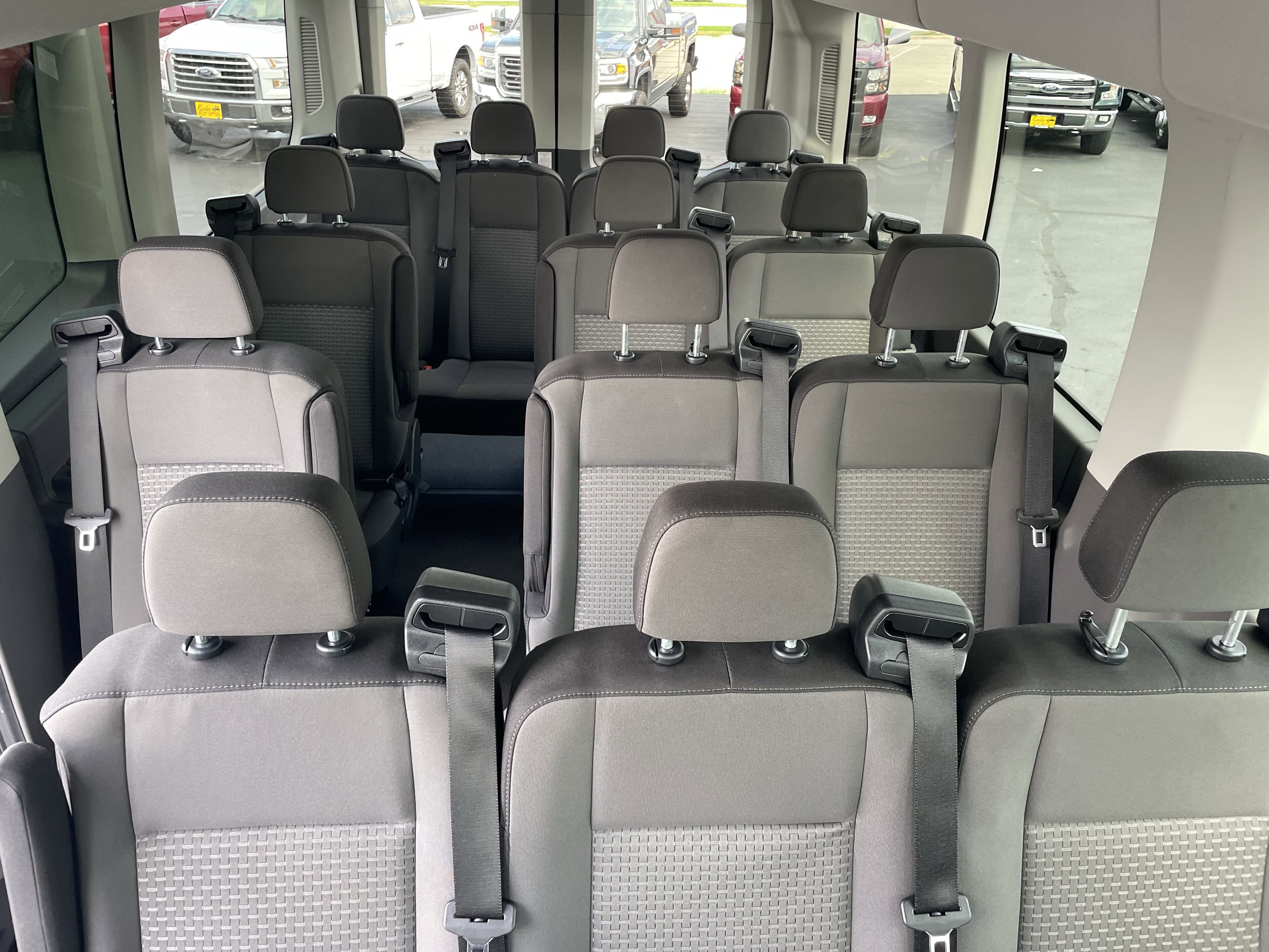 Used 2025 Ford Transit 350 XLT image 10