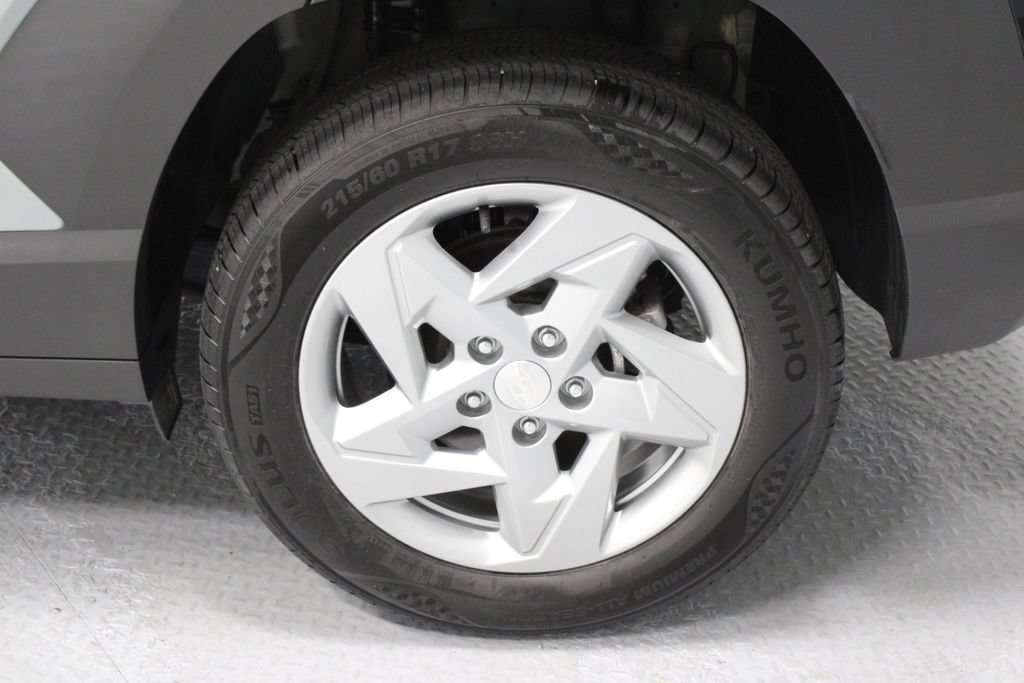 Used 2024 Hyundai Kona SE AWD/4WD image 18