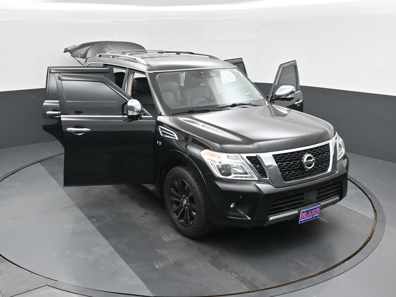 Used 2019 Nissan Armada Platinum w/ Captain's Chairs Package image 38