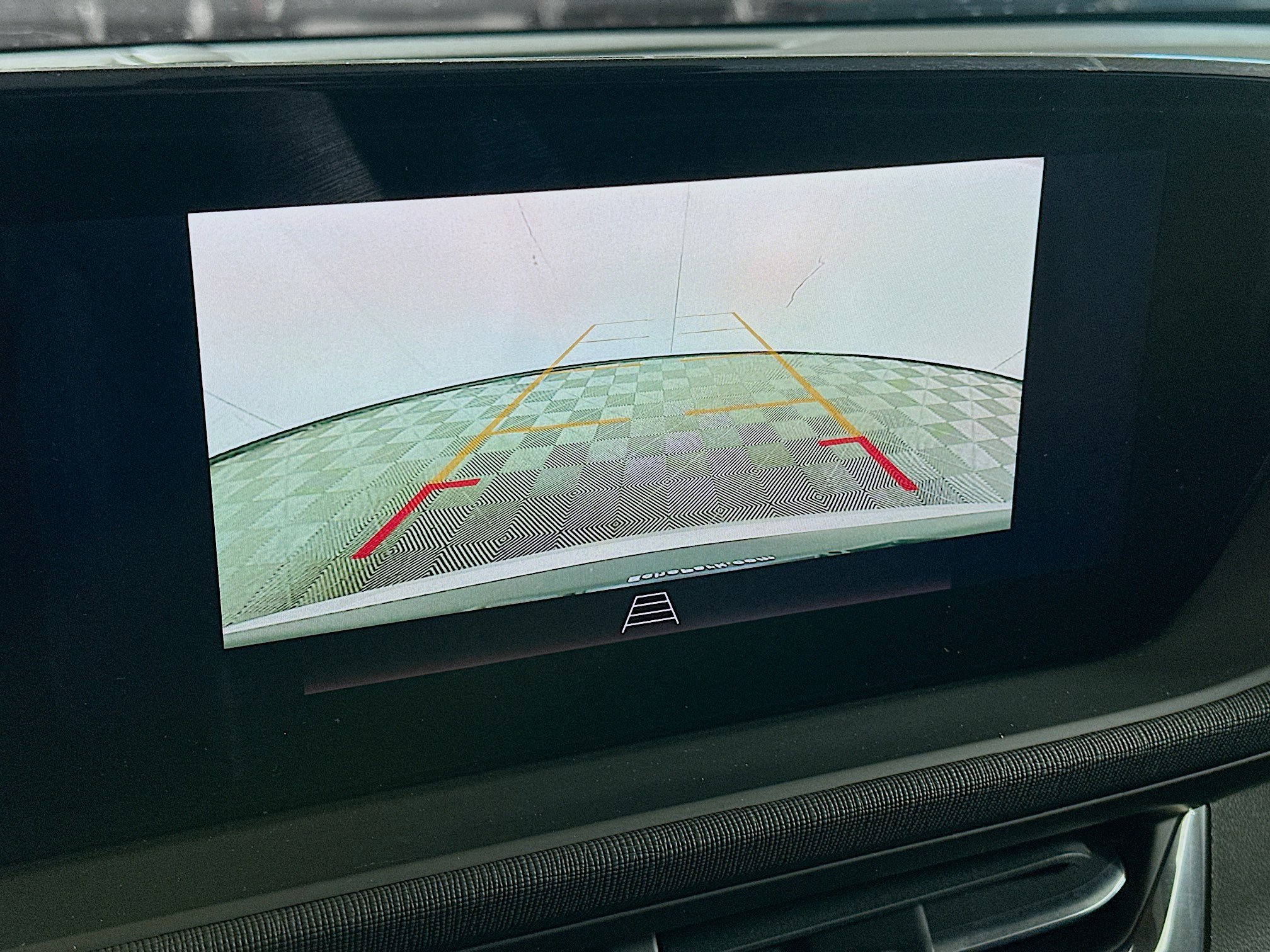 Used 2025 Buick Envista Preferred FWD image 21