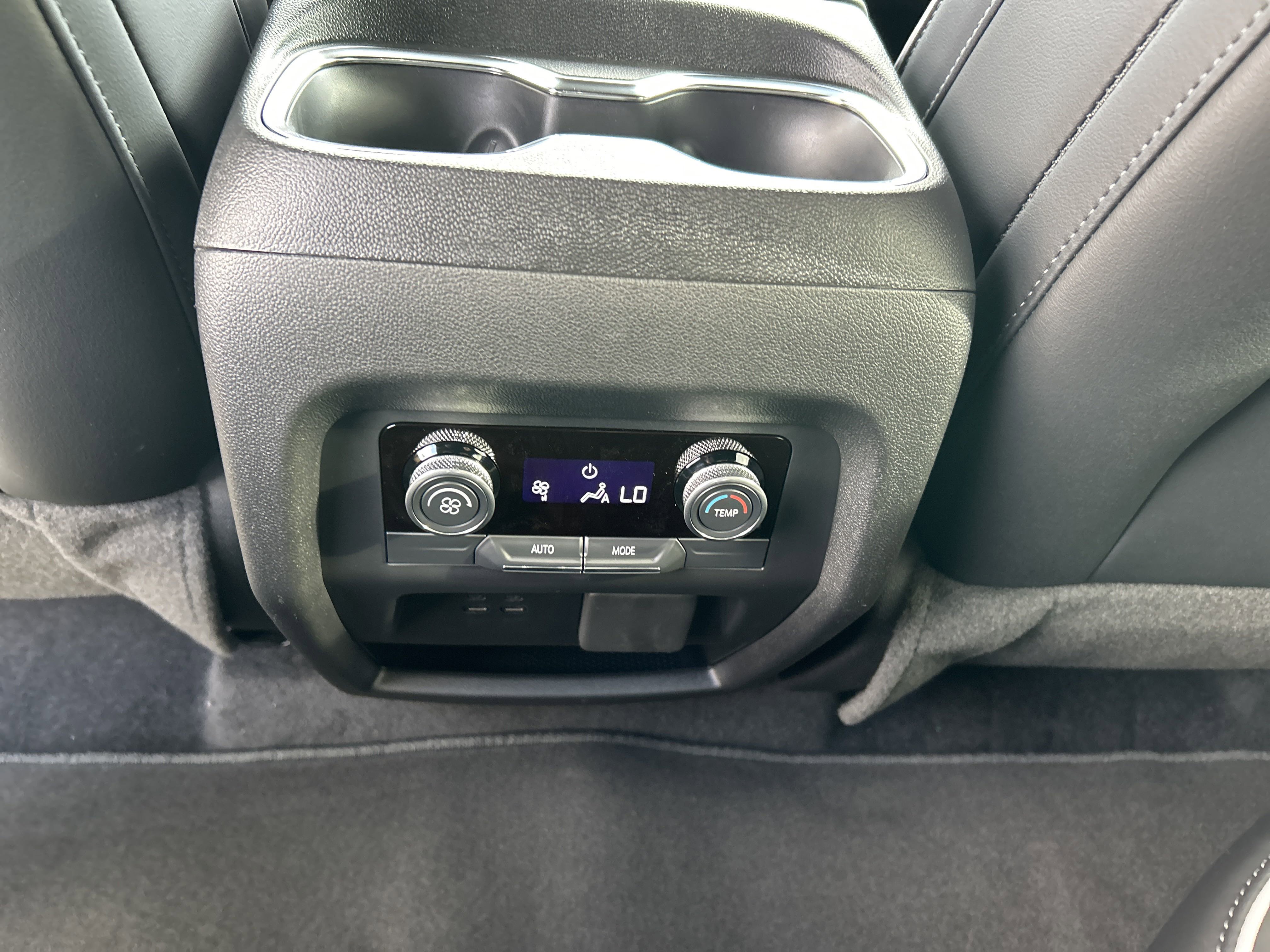 New 2025 Buick Enclave Sport Touring w/ Power Package image 21