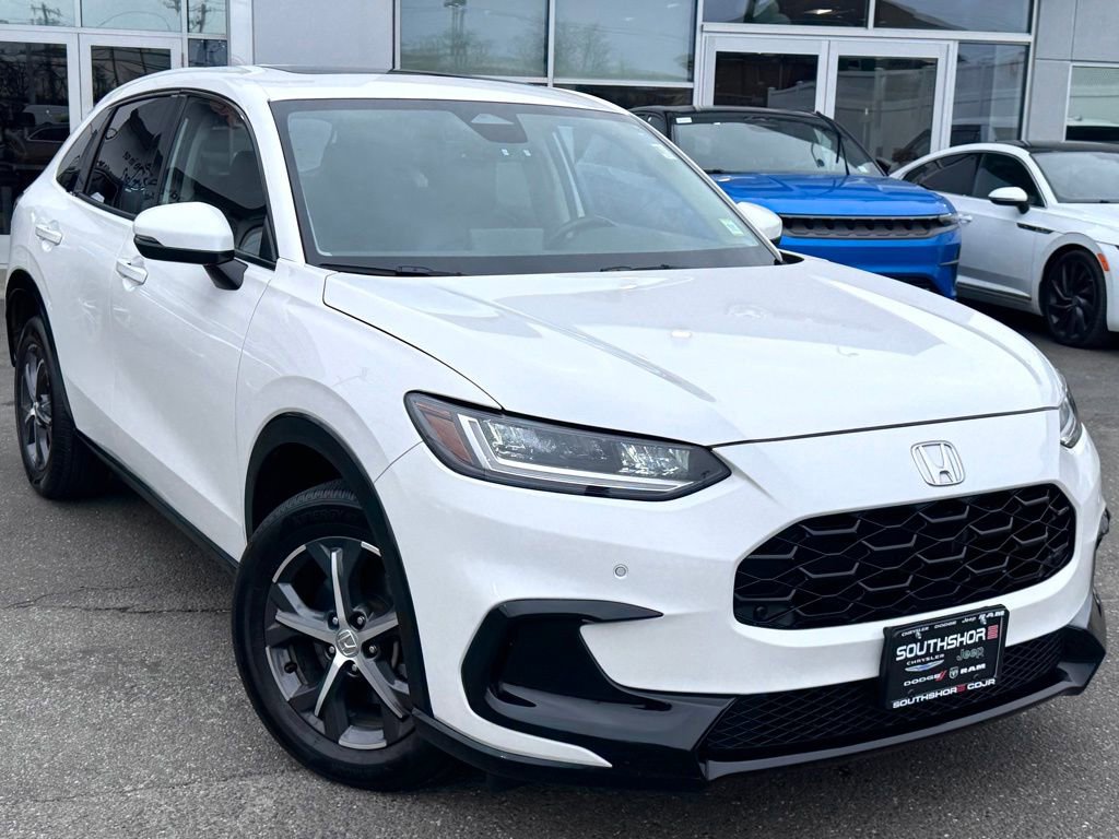 Used 2025 Honda HR-V EX-L image 1