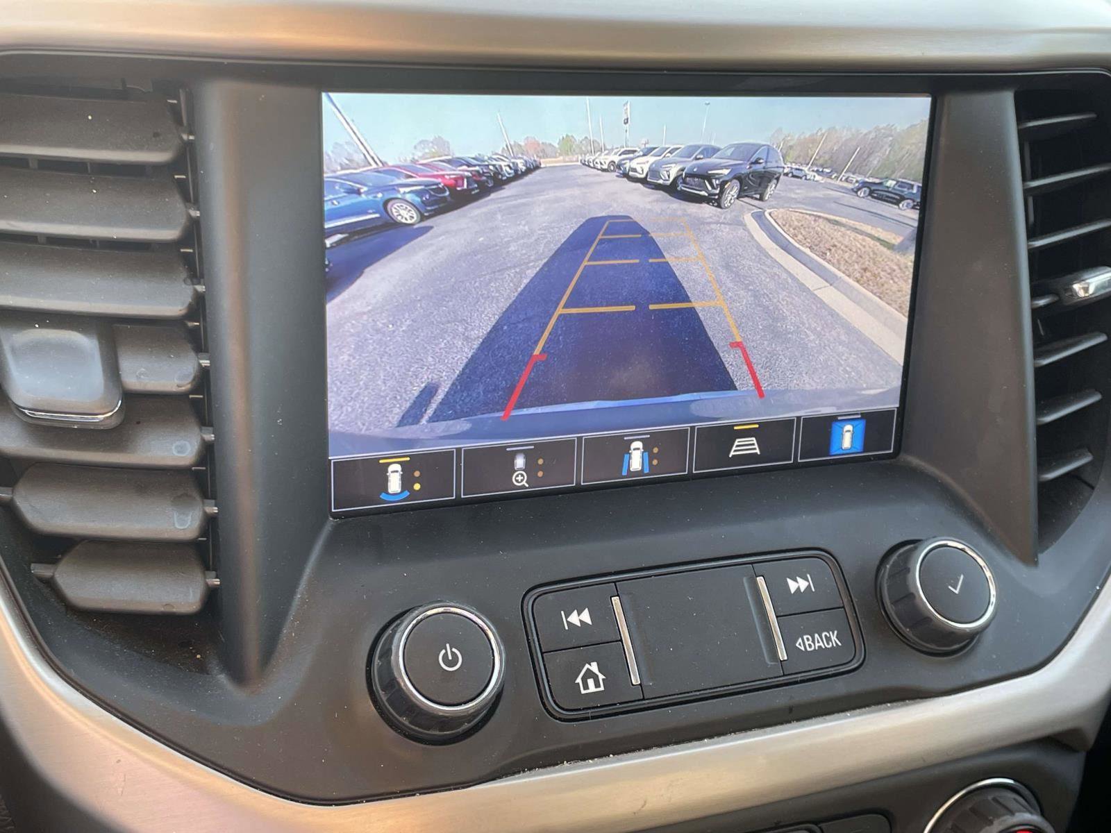 Used 2023 GMC Acadia Denali w/ Denali Technology Package image 11