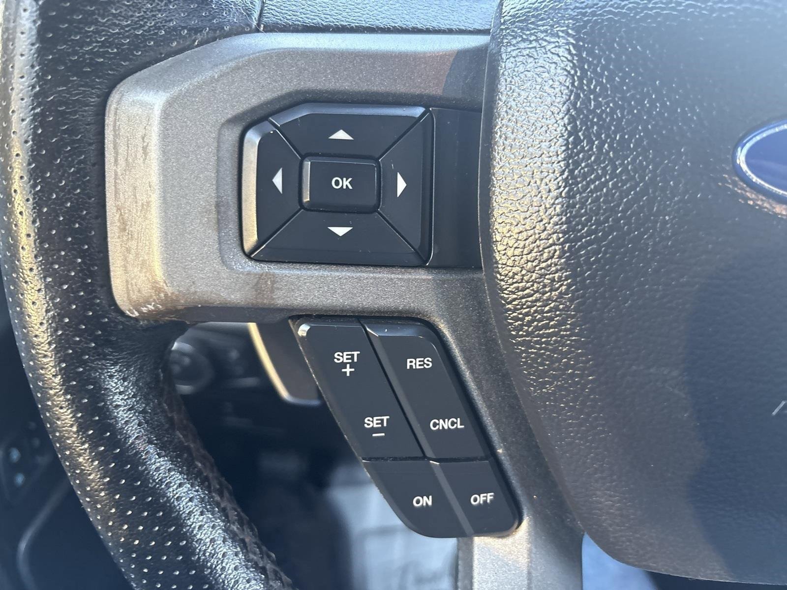 Used 2018 Ford F150 Raptor w/ Equipment Group 802A Luxury image 31