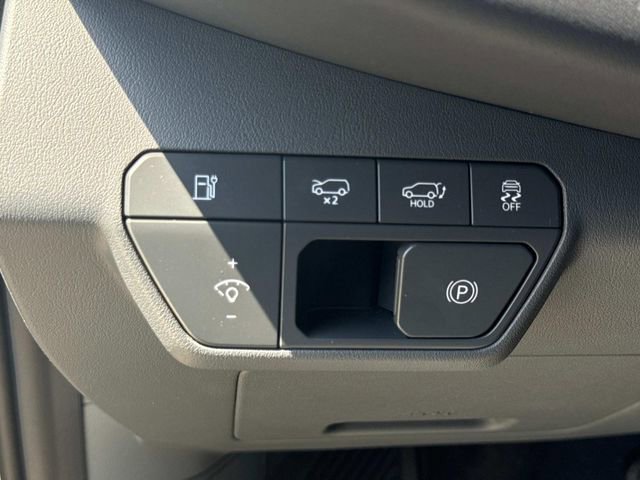 Used 2024 Kia EV9 Light Long Range RWD image 28