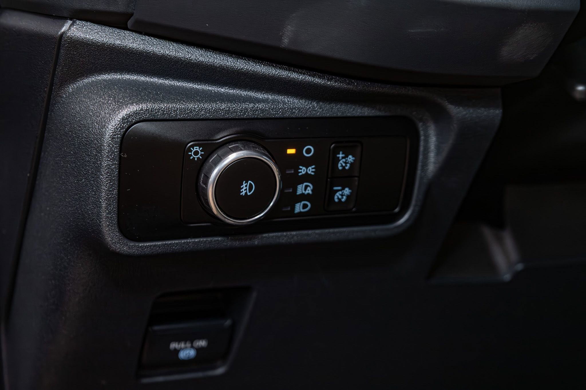 Used 2025 Ford Bronco Badlands image 17