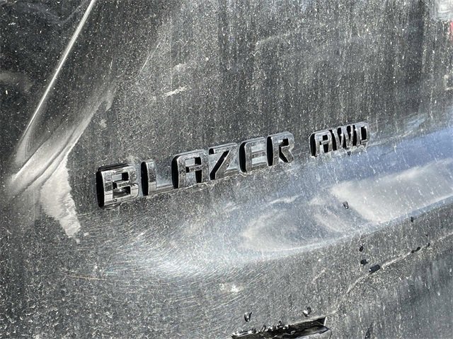 Used 2023 Chevrolet Blazer RS w/ Enhanced Convenience Package image 9