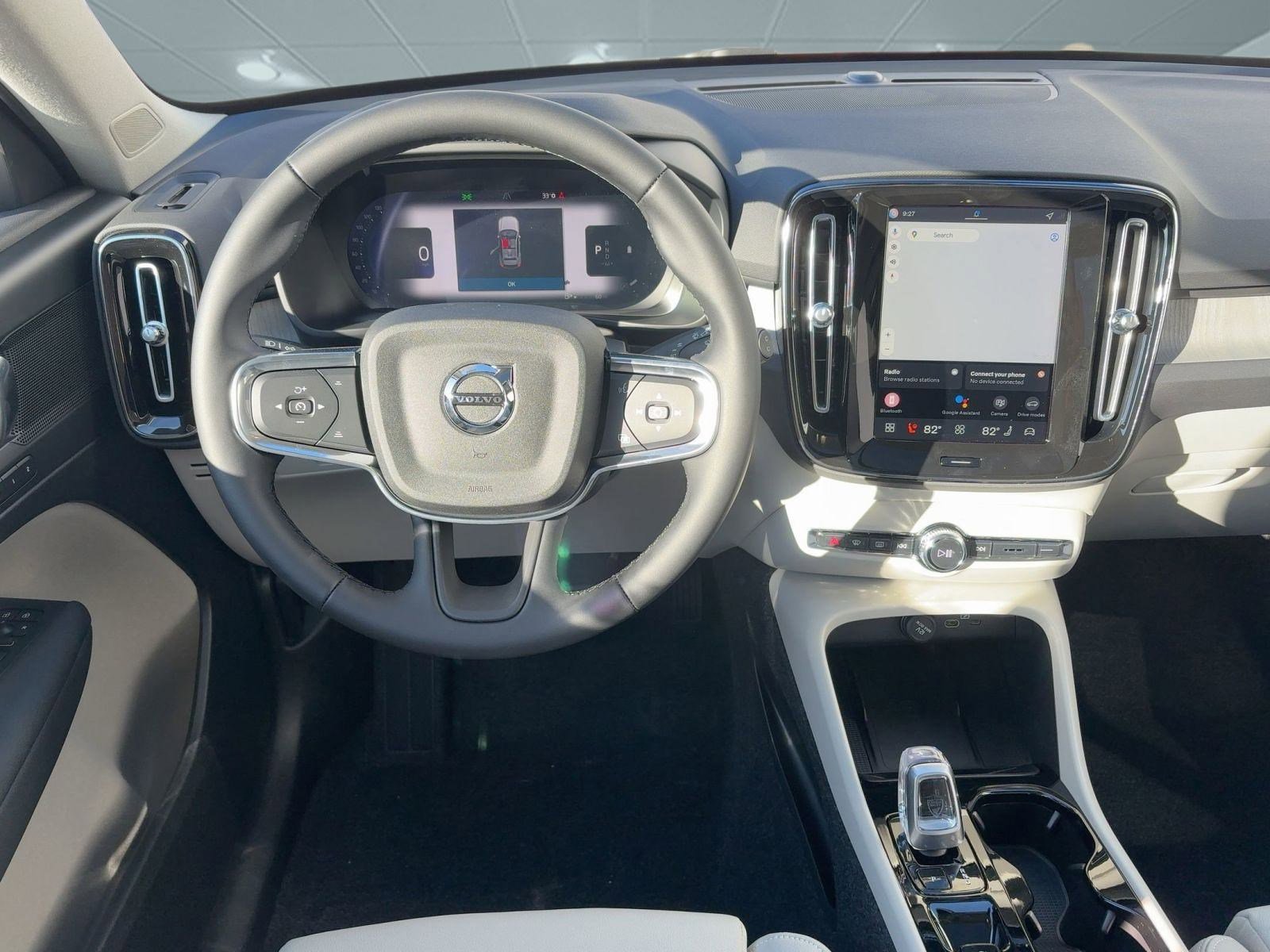 New 2026 Volvo XC40 B5 Plus w/ Protection Package Premier image 28