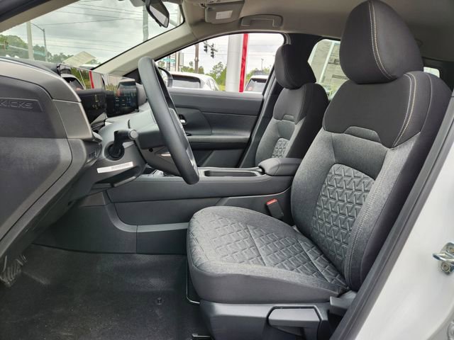New 2026 Nissan Kicks SV FWD image 7
