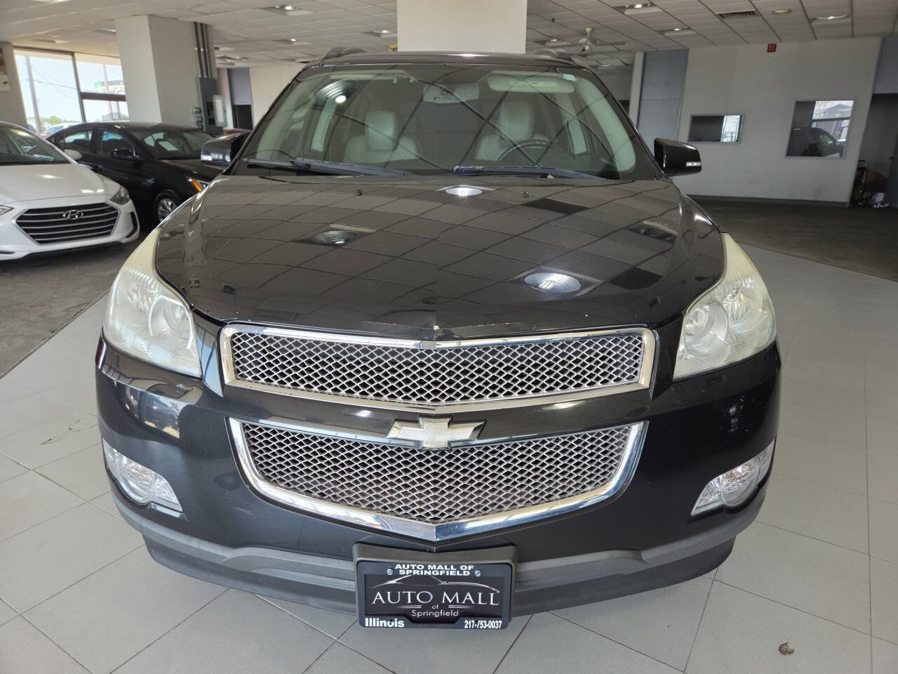 Used 2010 Chevrolet Traverse LTZ AWD/4WD image 2