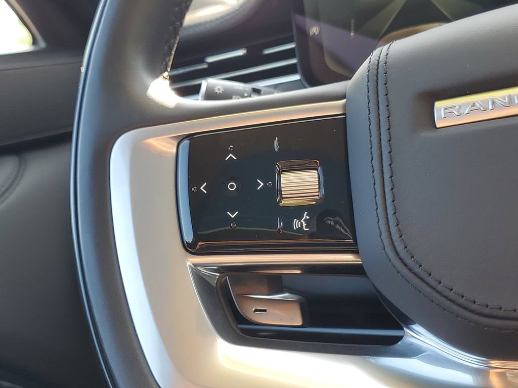 Used 2023 Land Rover Range Rover SE AWD/4WD image 18