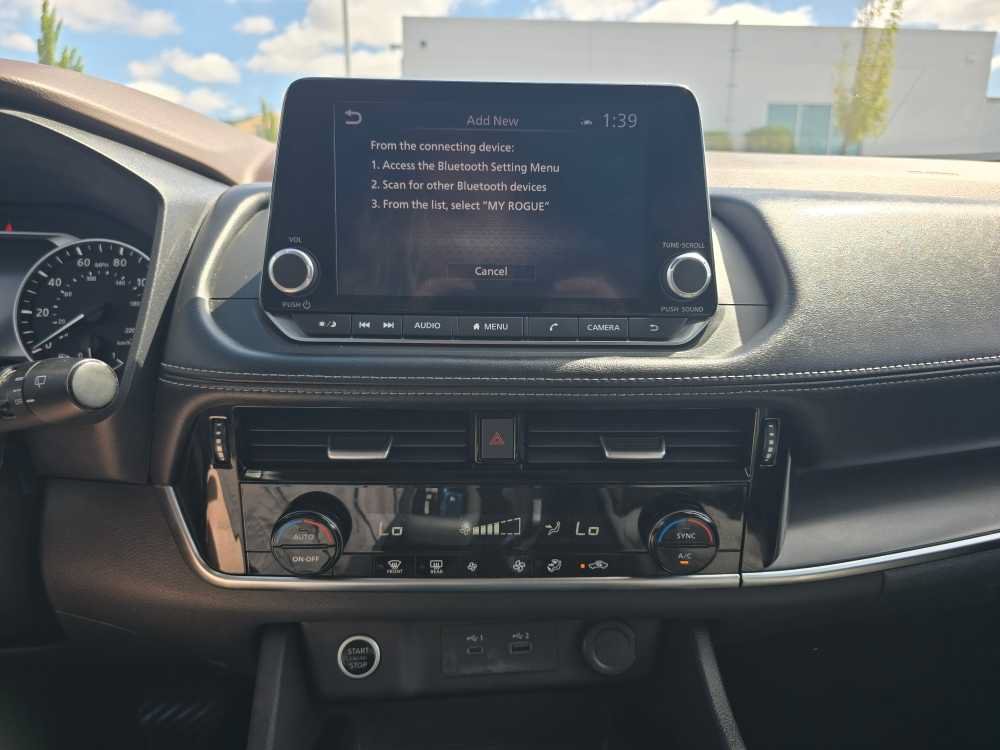 Used 2022 Nissan Rogue SV FWD image 12