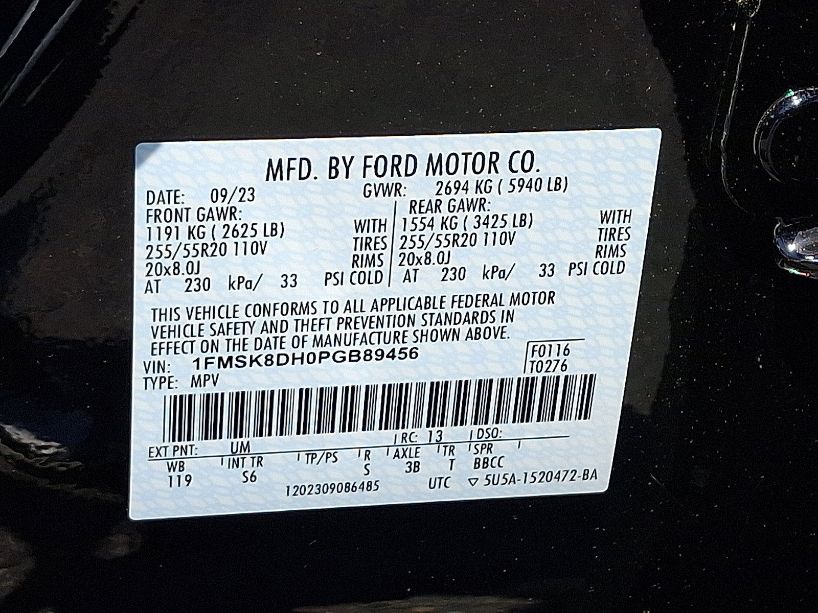 Used 2023 Ford Explorer XLT w/ Equipment Group 202A AWD/4WD image 27