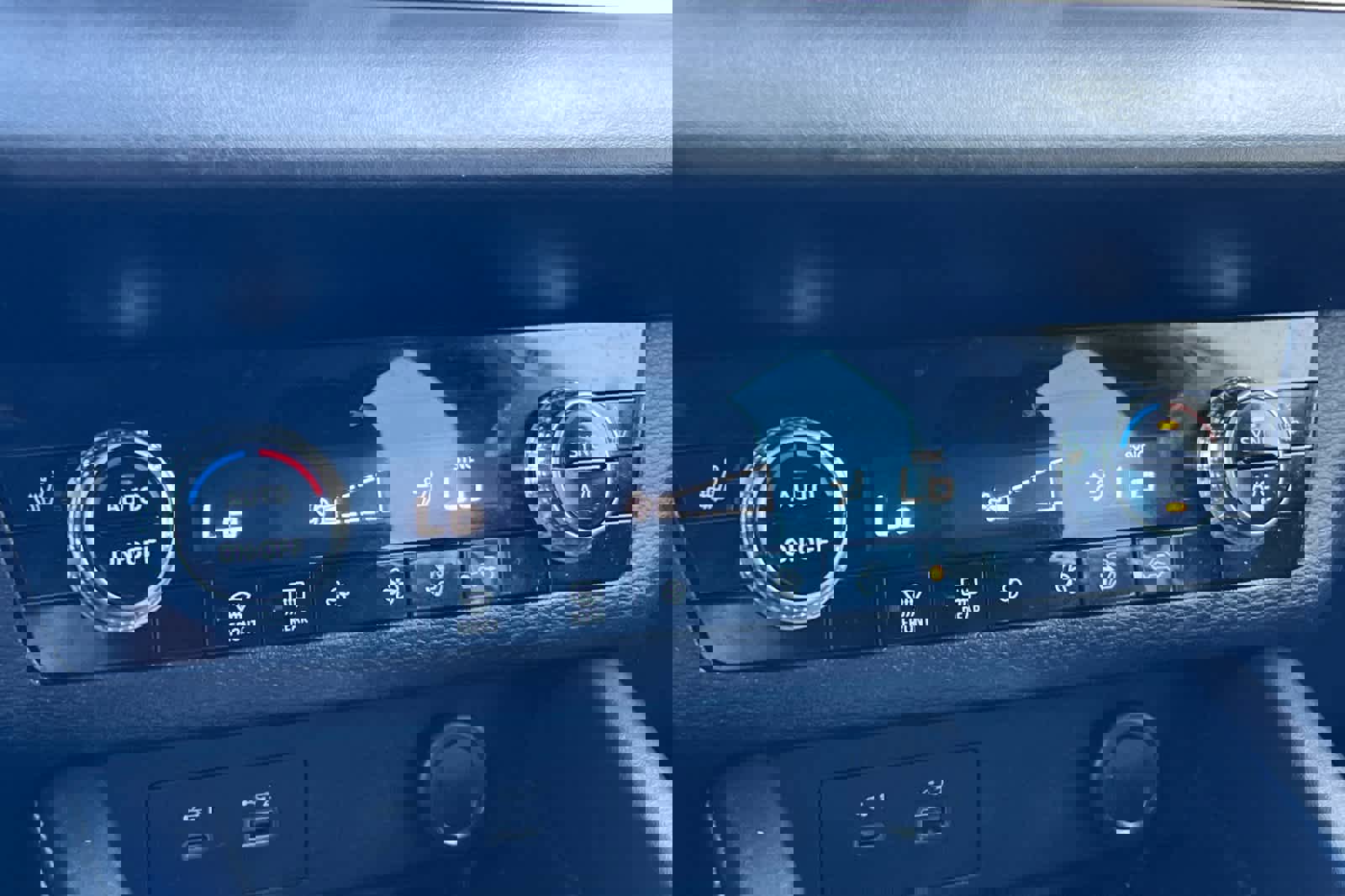 Used 2023 Mitsubishi Outlander SE image 24