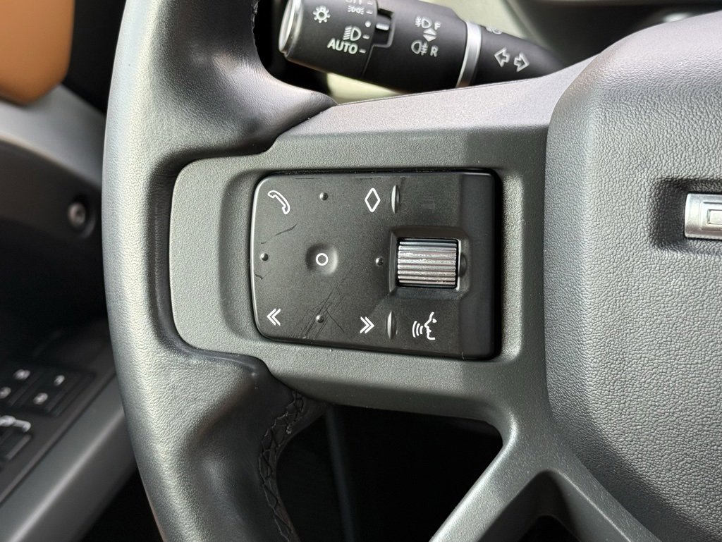 Certified 2023 Land Rover Defender 110 X-Dynamic SE image 20