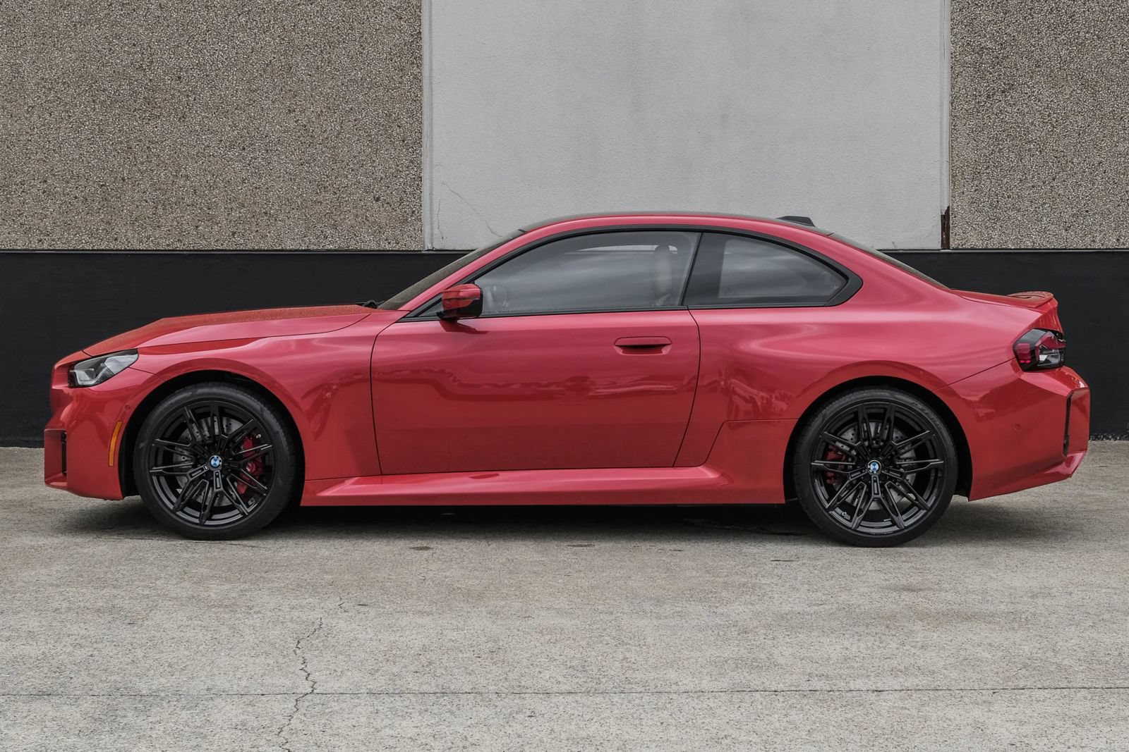 Used 2024 BMW M2 w/ Lighting Package RWD image 8