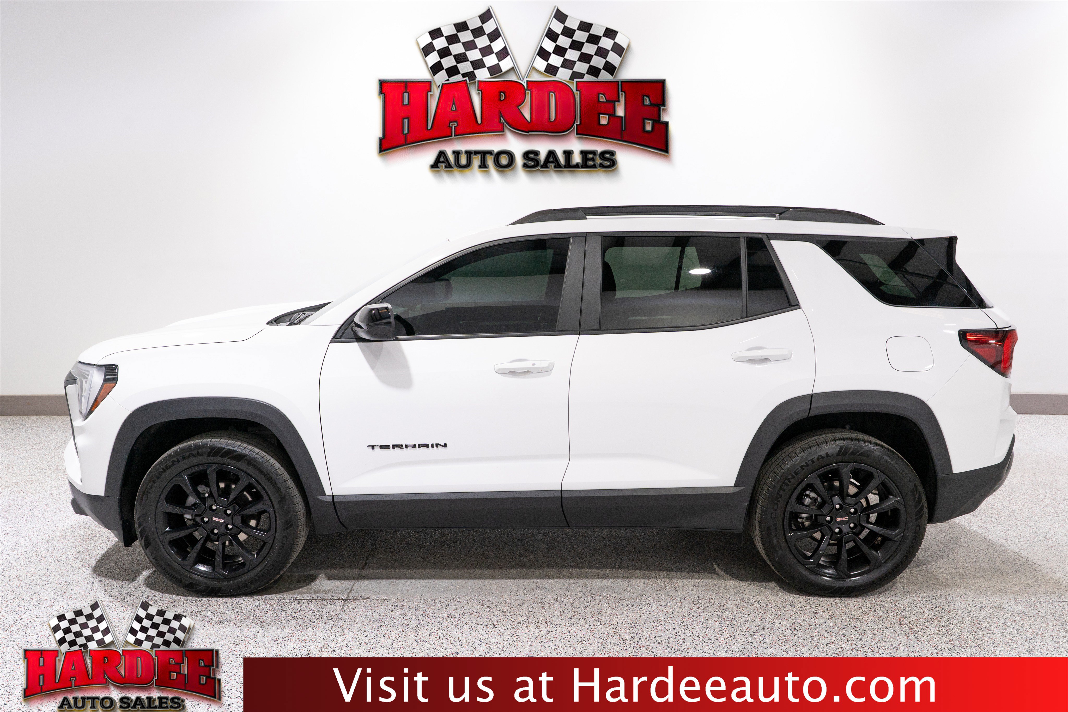 Used 2026 GMC Terrain Elevation w/ Elevation Premium Package FWD image 1