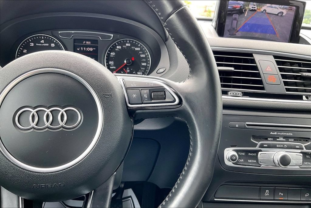 Used 2016 Audi Q3 2.0T Prestige w/ Prestige Package AWD/4WD image 22