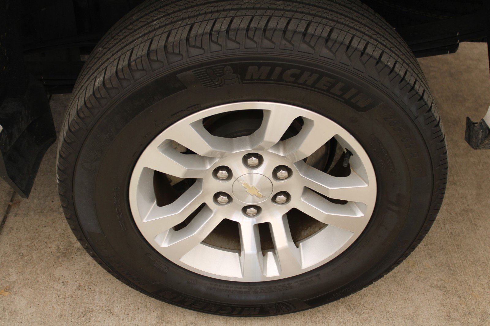 Used 2018 Chevrolet Silverado 1500 LT w/ All Star Edition image 30