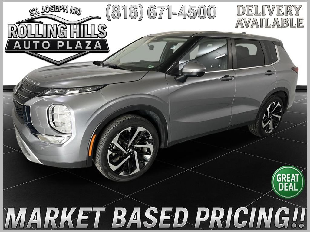 Used 2023 Mitsubishi Outlander SE