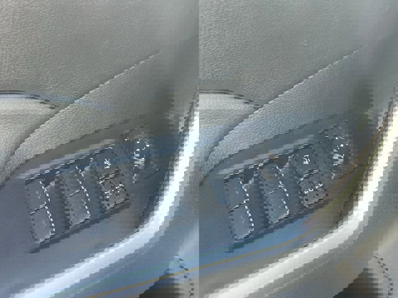 Used 2024 Toyota RAV4 XLE image 6