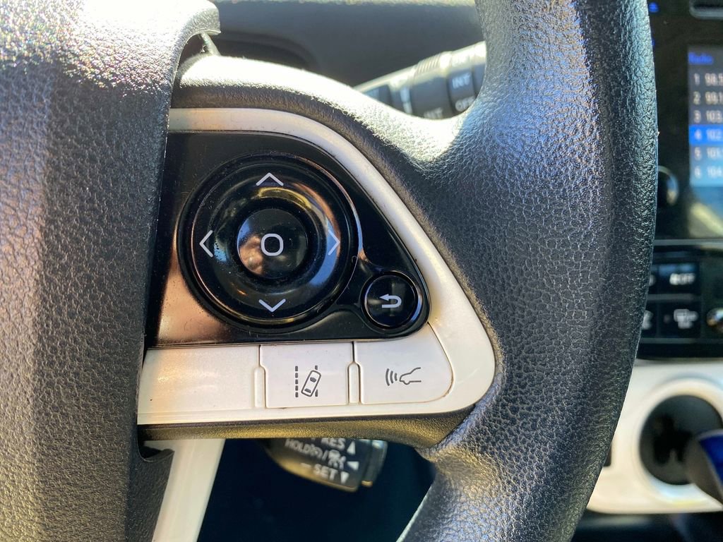 Used 2017 Toyota Prius Two image 15