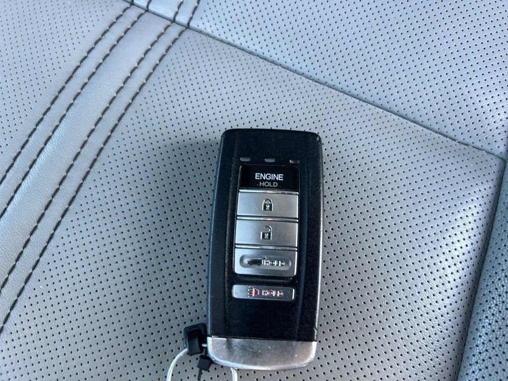 Used 2017 Acura MDX SH-AWD w/ Advance Package image 33