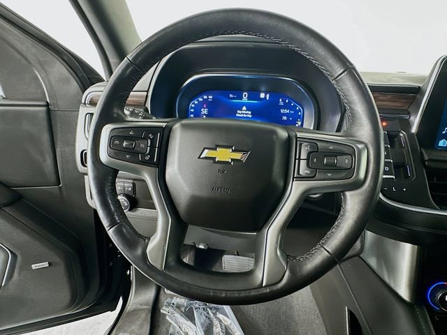 Used 2022 Chevrolet Tahoe LT w/ Luxury Package RWD image 13