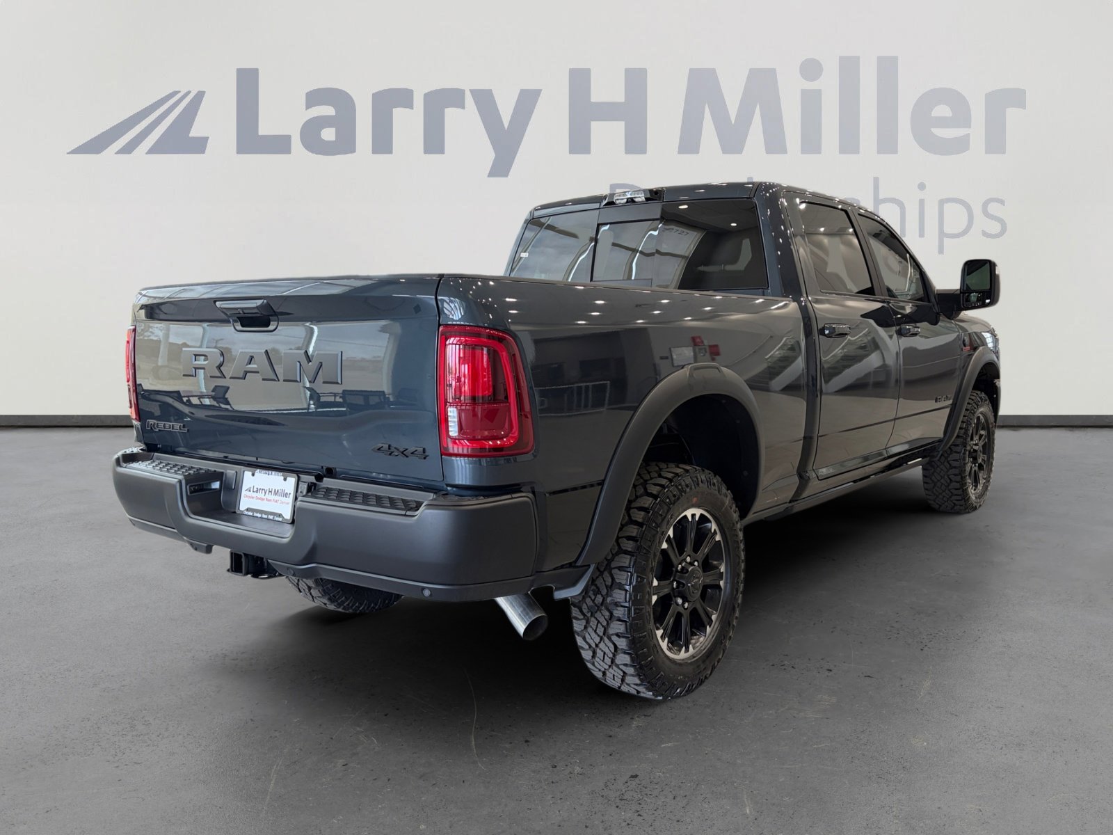 New 2026 RAM 2500 Rebel w/ Rebel Level 2 Equipment Group AWD/4WD image 5