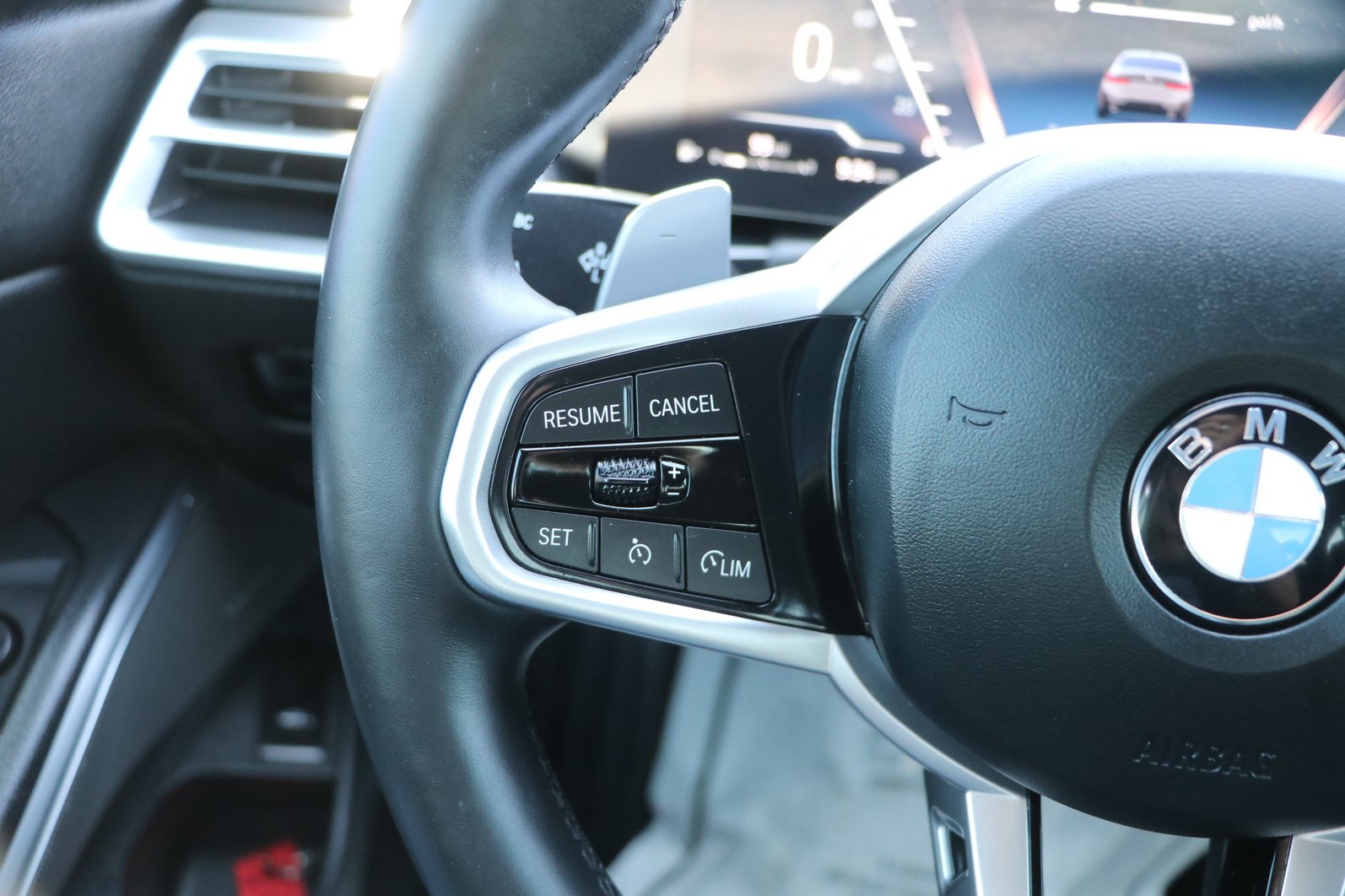 Used 2025 BMW 330i Sedan RWD image 18