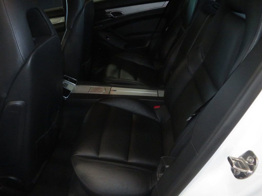 Used 2010 Porsche Panamera Turbo image 22