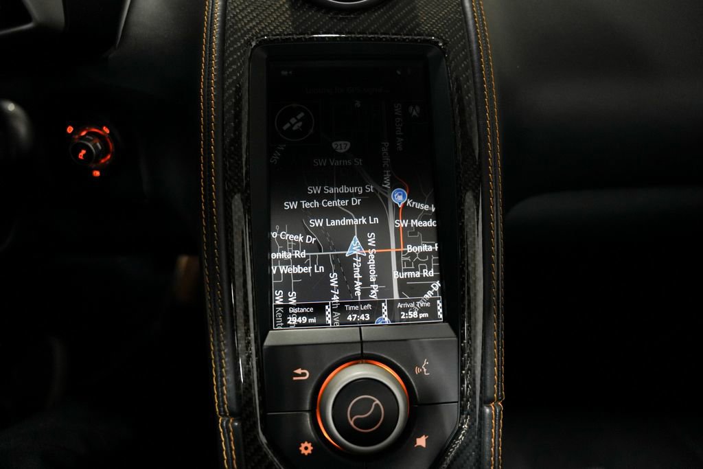 Used 2015 McLaren 650S Spider image 24