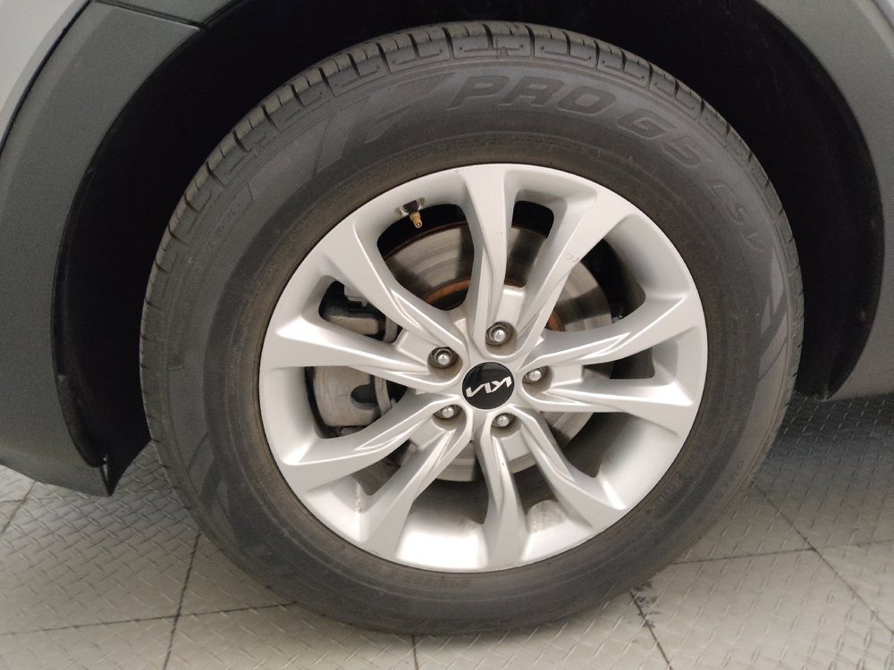 Used 2022 Kia Telluride LX AWD/4WD image 31