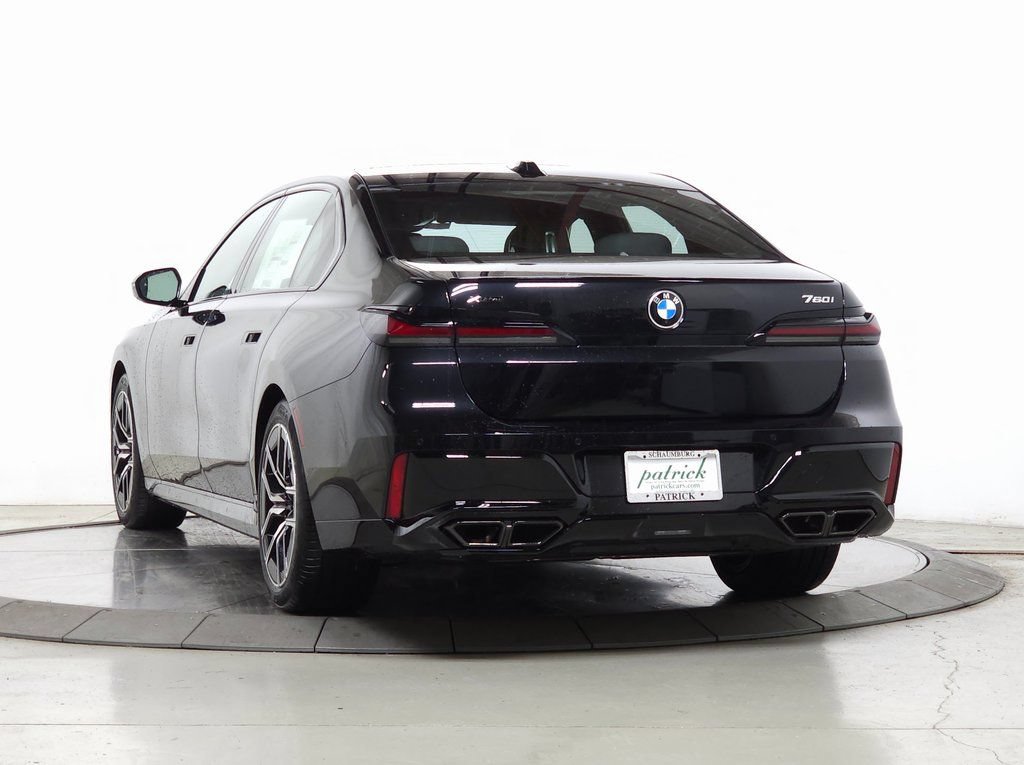 Used 2026 BMW 760i xDrive w/ Executive Package AWD/4WD image 5