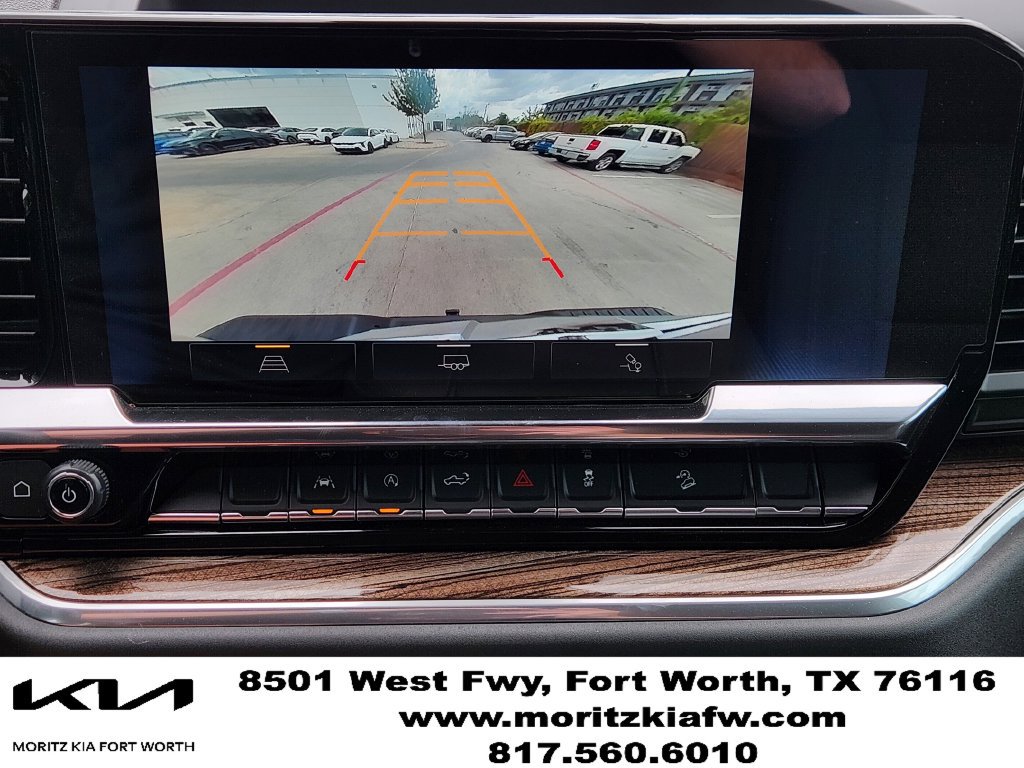 Used 2025 Chevrolet Silverado 1500 LT Trail Boss w/ Convenience Package II AWD/4WD image 18