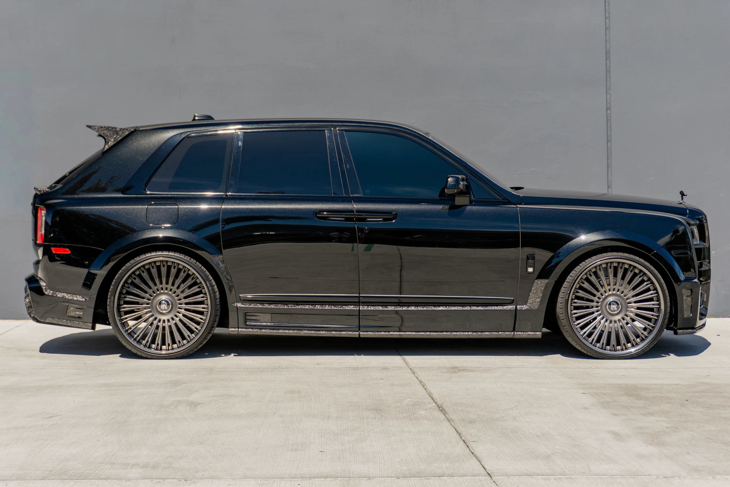 Used 2019 Rolls-Royce Cullinan AWD/4WD image 6
